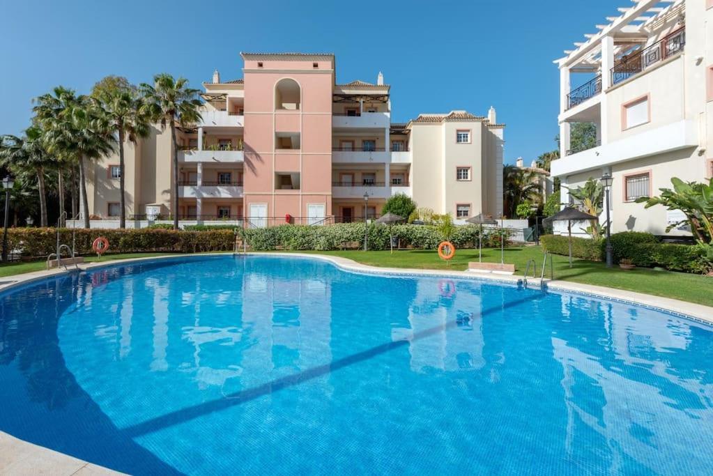 Apartamento Precioso 3hab. Cerca De Puerto Banus *